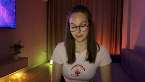 jolly_dollyy online show from April 10, 8:24 pm