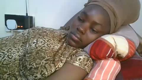 jollynabeb online show from September 26, 7:22 pm