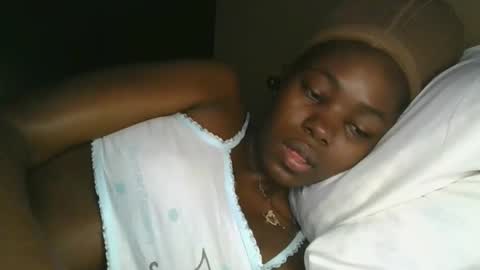 jollynabeb online show from November 1, 1:28 am