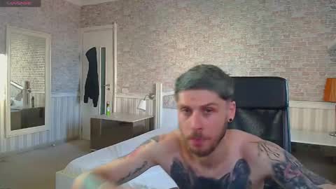 JonahShaw online show from June 10, 4:34 am