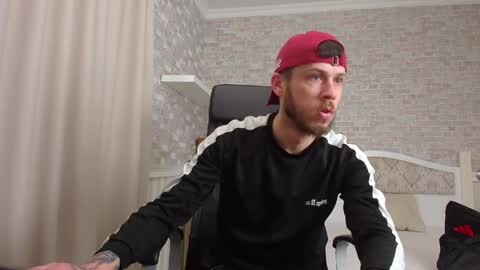 JonahShaw online show from April 20, 3:53 am