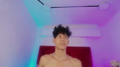 Jonas  online show from September 9, 1:00 pm