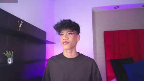 Jonas  online show from March 25, 5:36 am