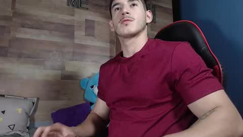 jonathancast08 online show from September 18, 10:58 pm