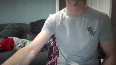 jonlow1 online show from December 15, 2:48 pm