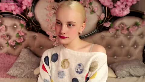 Alice online show from March 22, 11:36 am