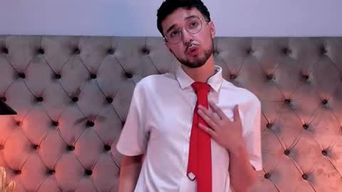 JonnyGreey online show from November 17, 2:25 am