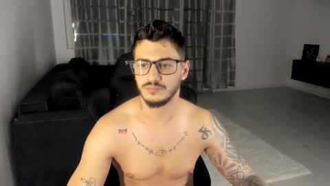 jonnyporn1 online show from February 7, 10:13 pm