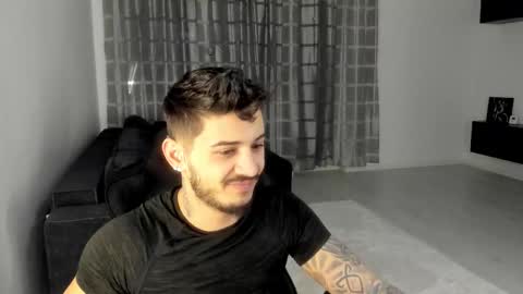 jonnyporn1 online show from February 10, 3:42 am