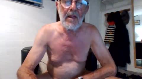 John Baker online show from August 3, 9:54 pm