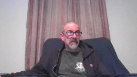 Snapshot of jony_five chatting on February 6, 2:22 am Jon online show from February 6, 2:22 am