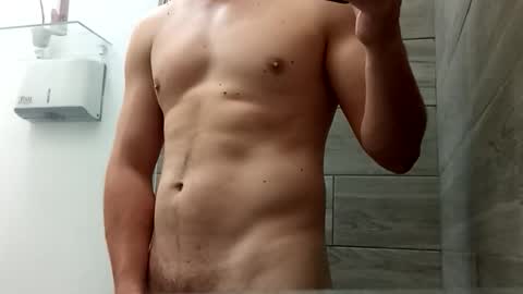 jorgelatino1919 online show from April 3, 6:15 pm