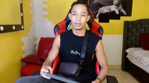 Snapshot of jose_sexycumm chatting on September 26, 7:22 pm jose_sexycumm online show from September 26, 7:22 pm