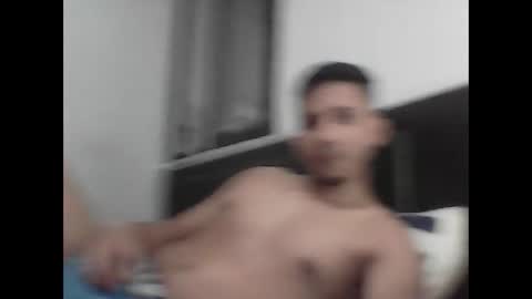 joselopez2101 online show from October 7, 3:35 am