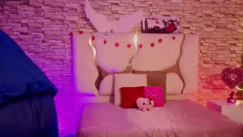 Joselyn  online show from February 11, 12:09 pm