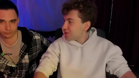 joseph_bear_ online show from April 9, 8:42 am