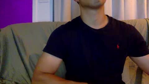 joshasian0713 online show from February 24, 11:13 am