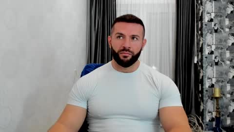 joshuamuscle69 online show from April 10, 9:14 am