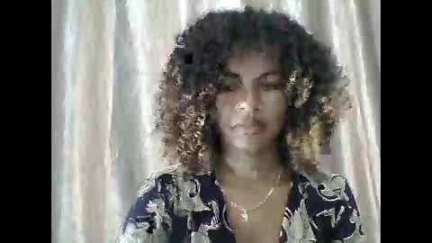 josiane online show from November 5, 11:23 am