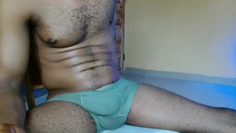 jossy16 online show from April 12, 4:33 pm