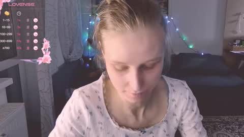 joy_keys online show from February 15, 8:33 pm