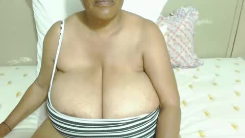 DairyQueen online show from February 1, 8:28 pm