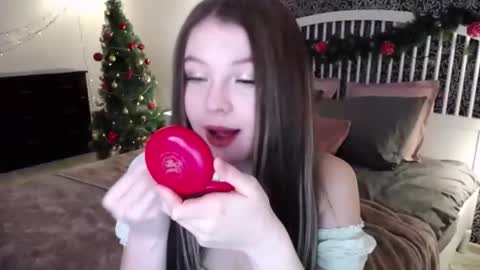 Ginny online show from December 18, 5:31 pm