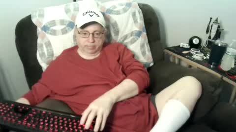 jpmel99 online show from April 18, 11:27 pm