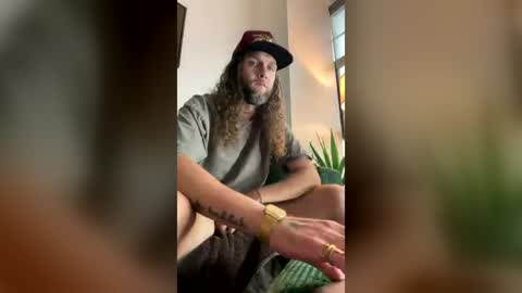 jpthehippie online show from June 21, 6:58 pm