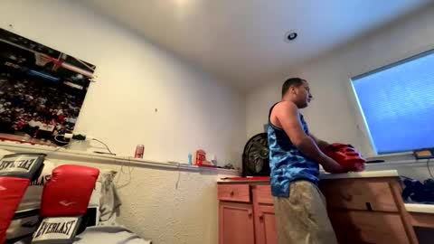 CarmelPapi93 online show from February 24, 5:09 pm