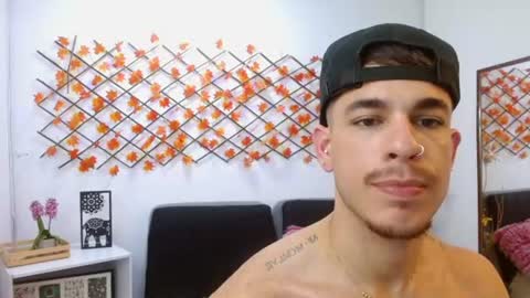 Juan online show from June 19, 2:17 am