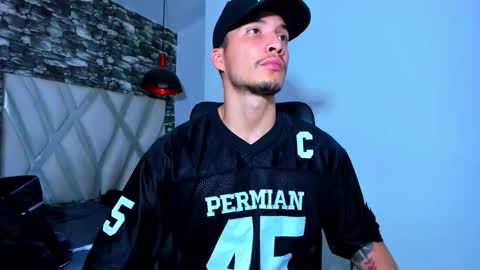 juan_jsmith online show from February 8, 11:52 pm