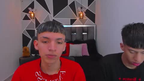 JuanSteven online show from February 7, 11:46 am