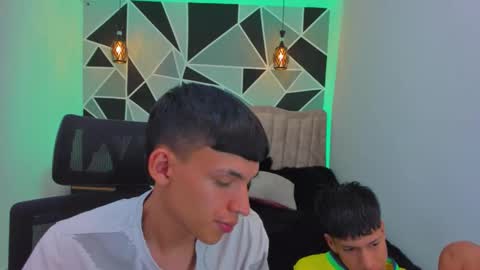 JuanSteven online show from November 12, 4:37 am