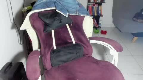 JUANISIMO  online show from April 4, 1:45 am