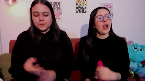 juanitaaa_ online show from June 9, 6:02 am