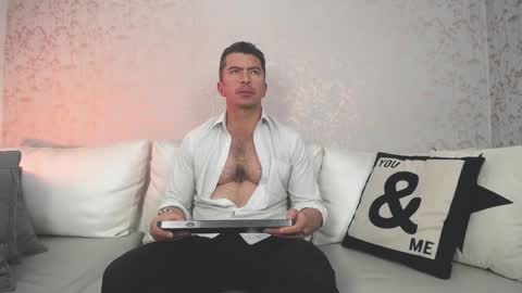 Snapshot of juank_fit45 chatting on September 15, 1:56 pm Juan k online show from September 15, 1:56 pm