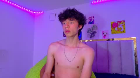 juanmres online show from July 6, 6:32 pm