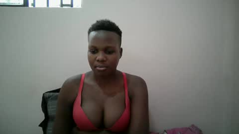 juicy_bella2 online show from September 26, 12:02 pm