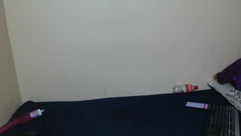 juicyass__ online show from January 8, 11:54 pm