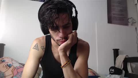 Julfigo online show from February 14, 2:44 pm