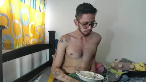 Julfigo online show from February 3, 6:01 pm