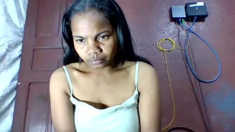 juliah02 online show from June 24, 6:31 am