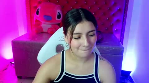 juliana_diamond_ online show from June 6, 7:03 am