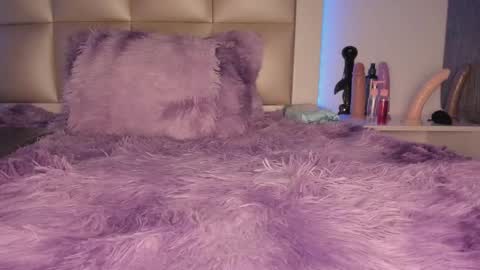 juliana_js_ online show from September 24, 6:09 am