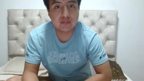 Julian online show from February 26, 11:19 pm