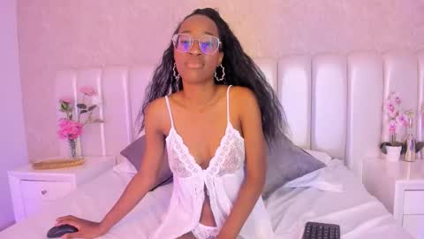   online show from February 21, 1:25 pm