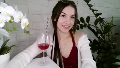 Julia online show from February 27, 3:26 pm