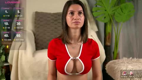 Julie online show from March 25, 9:38 am