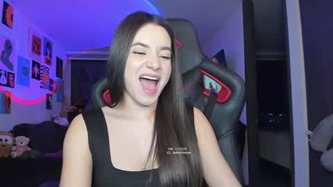 Jeimy Help me to reach 100 thumbs up online show from March 13, 1:31 am